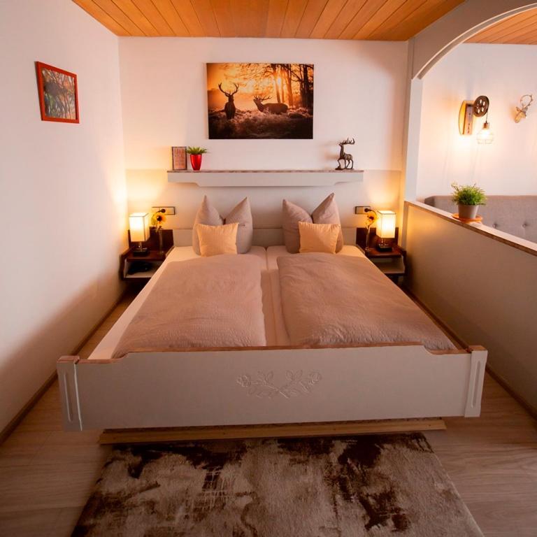 Haus Rose Bed & Breakfast Allensbach Exterior photo