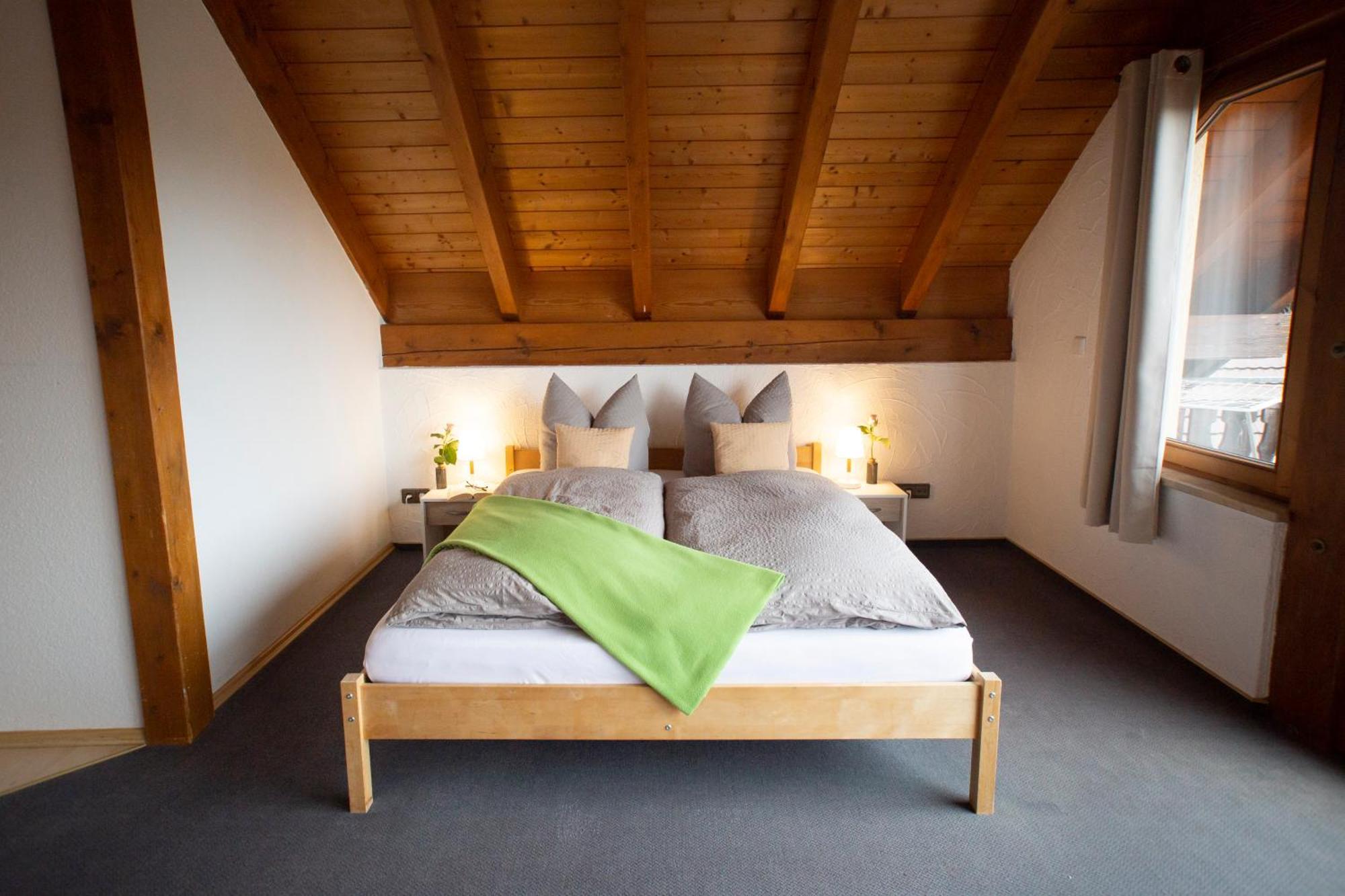 Haus Rose Bed & Breakfast Allensbach Exterior photo