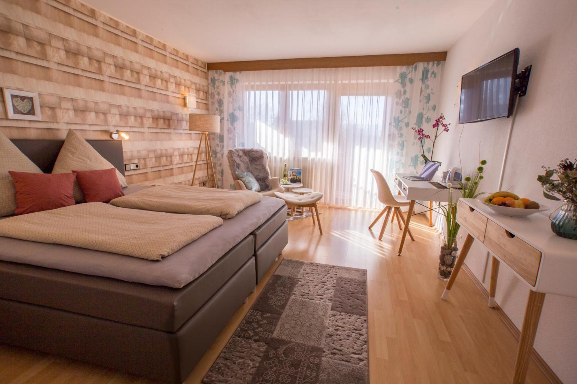 Haus Rose Bed & Breakfast Allensbach Exterior photo