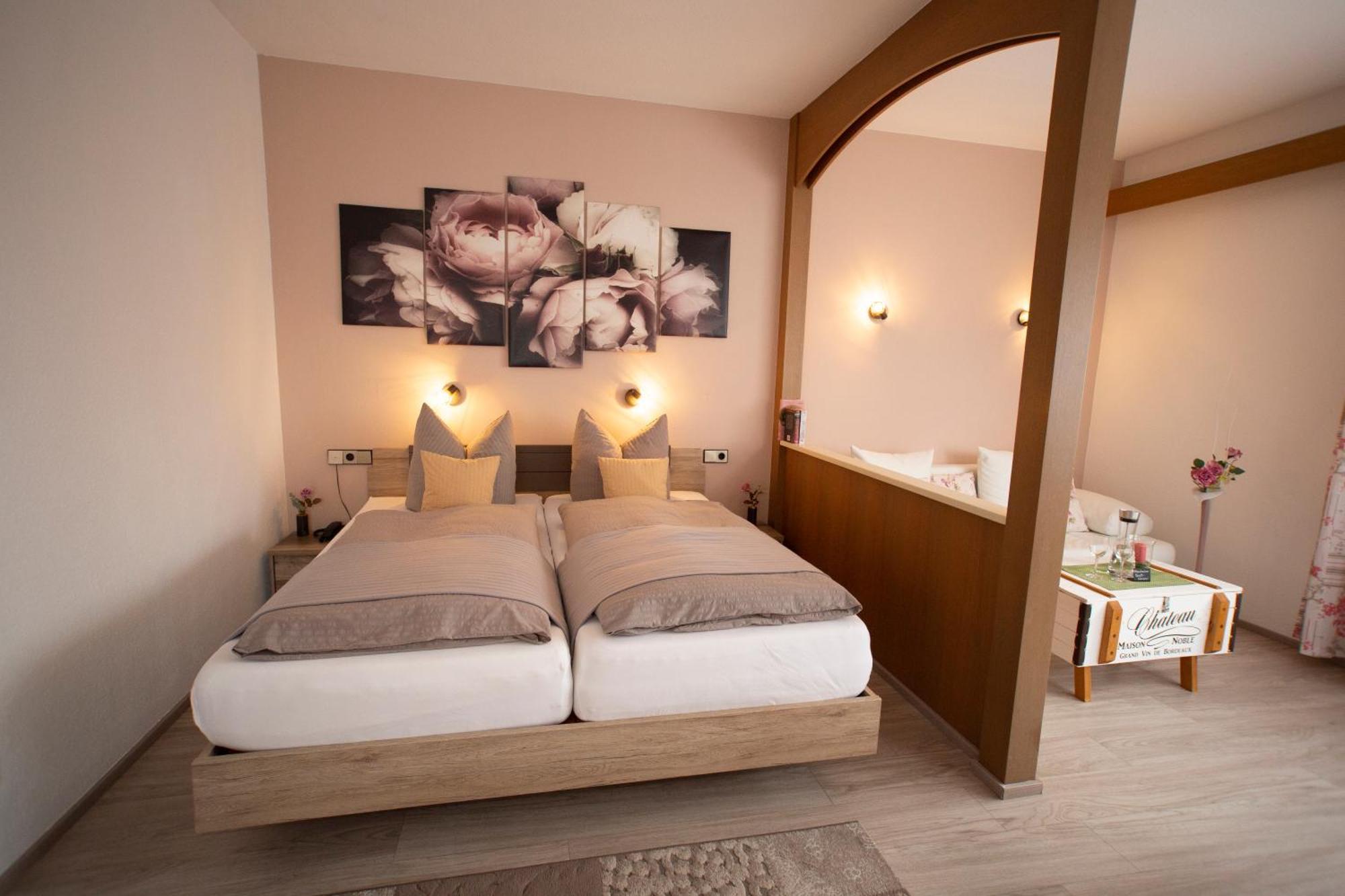 Haus Rose Bed & Breakfast Allensbach Exterior photo